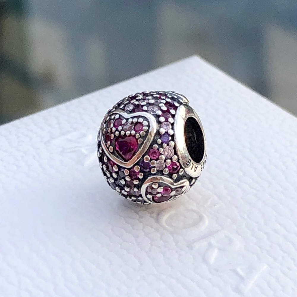 Pandora Asymmetrical Hearts Pavé Charm